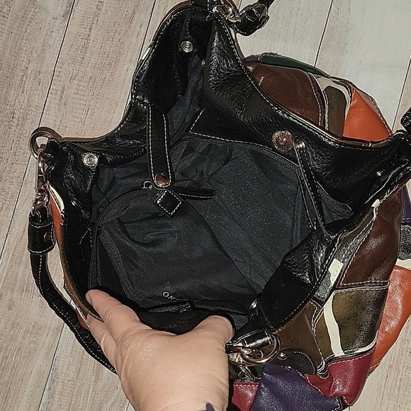 Bueno Patchwork Shoulder Bag - Picture 6 of 11